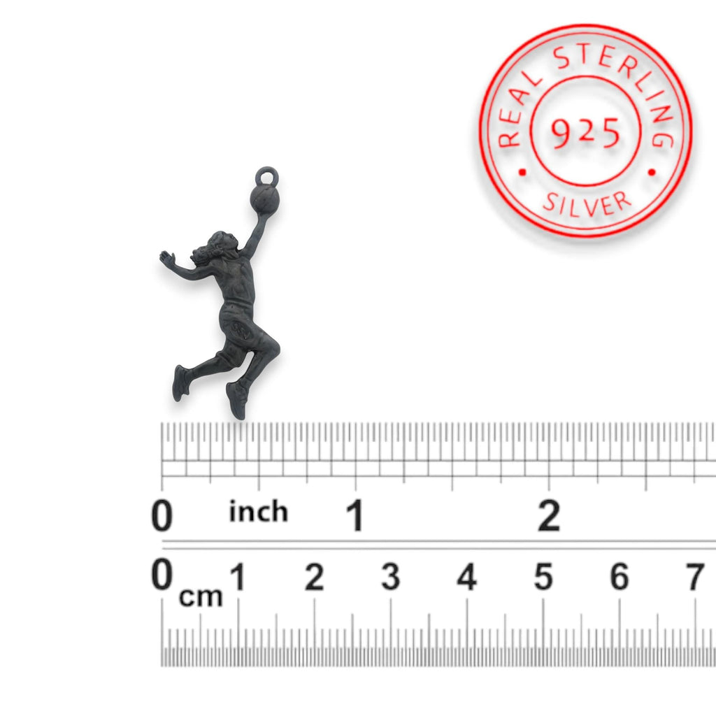 Баскетбол – Женски спортен медальон от сребро 925 с оксидирано покритие – Ръчно изработено бижу талисман за баскетболистки и фенки на спорта – Идеален подарък за спортист, треньор или почитател – SSJ
