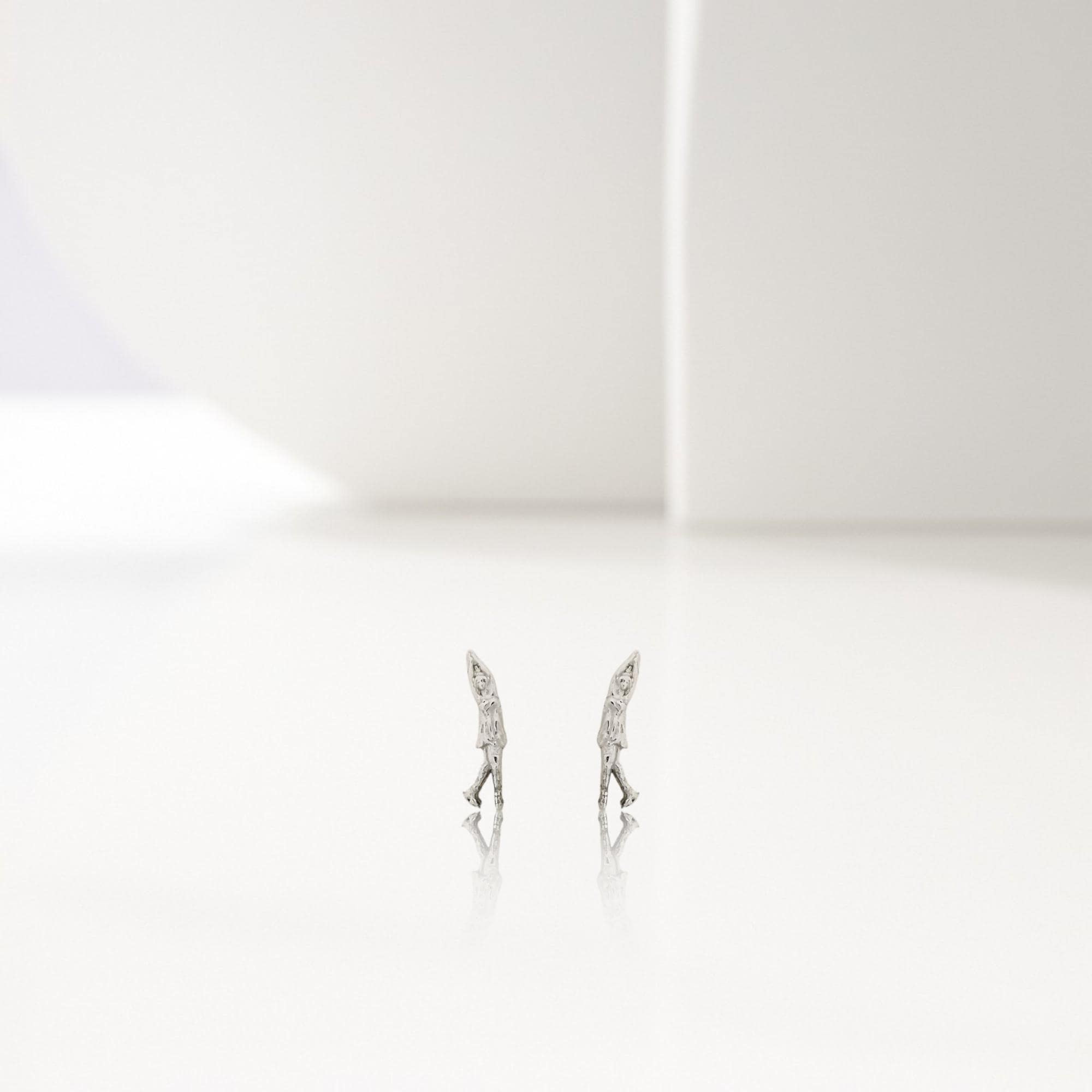 Фигурно пързаляне – Дамски обеци от сребро 925 с частично позлатено покритие – Ръчно изработени спортни бижута – Идеален подарък за жена, фенка на фигурното пързаляне – SSJ