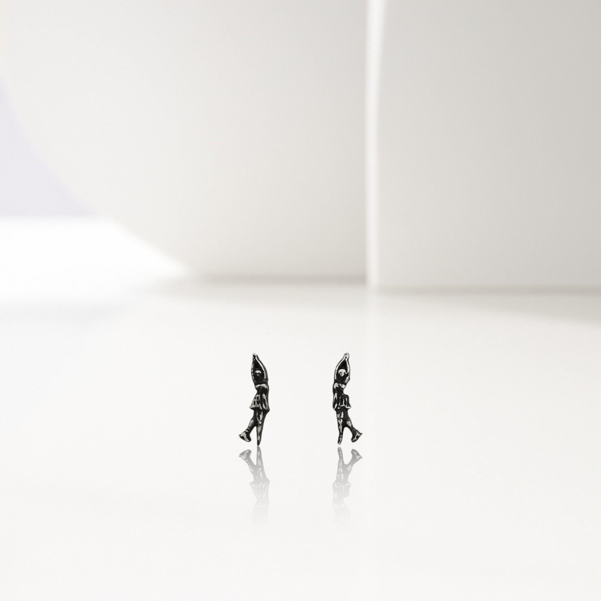 Фигурно пързаляне – Дамски обеци от сребро 925 с винтидж покритие – Ръчно изработени спортни бижута – Идеален подарък за жена, фенка на фигурното пързаляне – SSJ