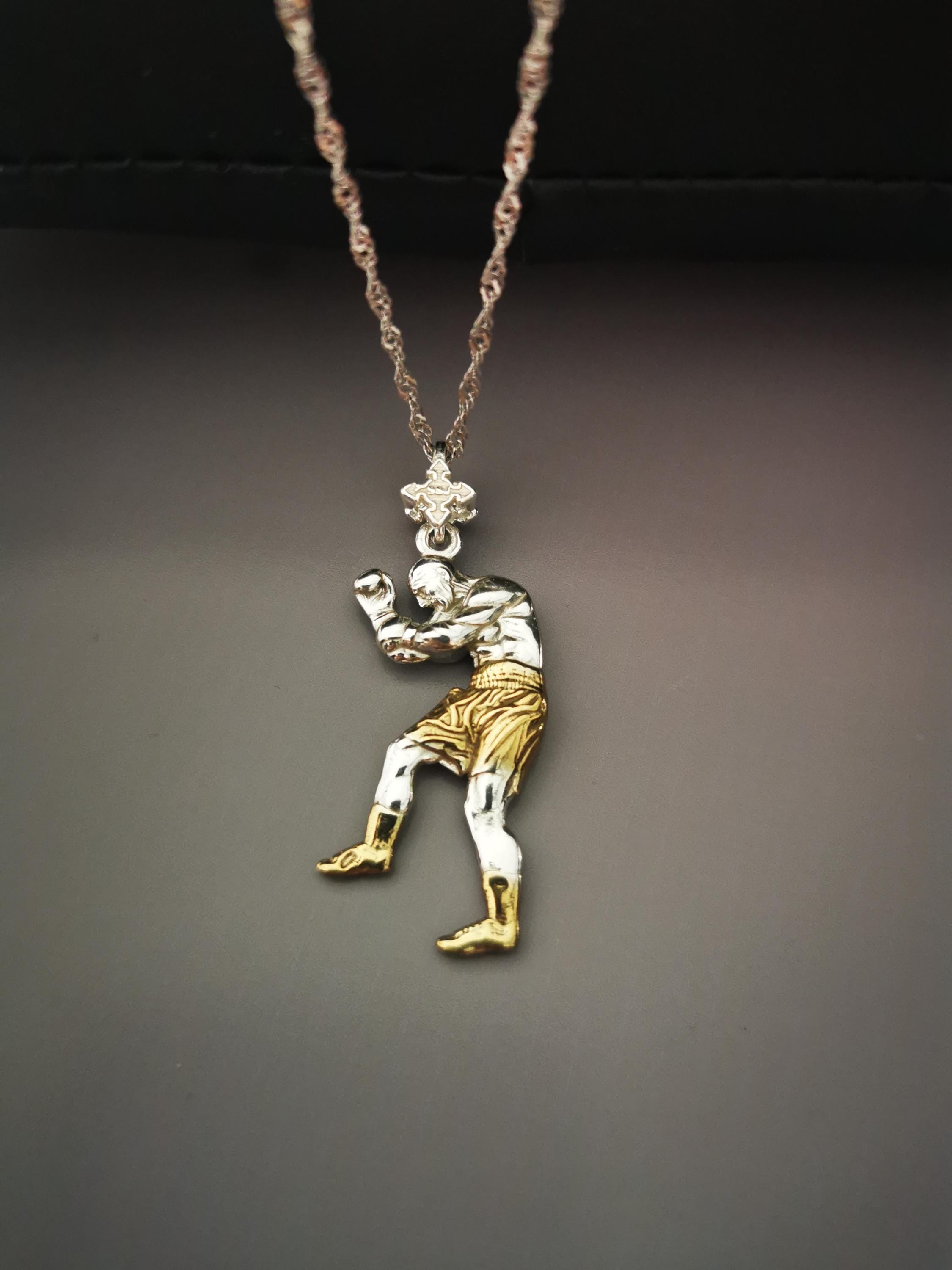 Боксьор – Мъжки спортен медальон за бойци, боксьори и MMA атлети от сребро 925 с частично позлатено покритие – Ръчно изработено бижу талисман за бойни изкуства – SSJ