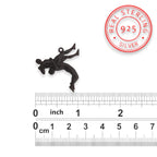 Борец – Мъжки спортен медальон за борба от сребро 925 с оксидирано покритие – Ръчно изработено бижу талисман за спортисти и фенове на бойните изкуства – SSJ