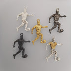 Футболист – Мъжки спортен медальон от сребро 925 с оксидирано покритие – Ръчно изработено спортно бижу – Идеален подарък за мъж, фен на футбола – SSJ