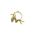 Въздушна акробатика – Женски спортен медальон от сребро 925 с 18K позлатено покритие – Ръчно изработено бижу талисман за гимнастички и танцьорки – Идеален подарък за спортист, треньор или артист – SSJ