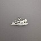 Плувец (бътерфлай) – Мъжки спортен медальон от сребро 925 с класическо покритие – Ръчно изработено спортно бижу – Идеален подарък за мъж, фен на плуването – SSJ