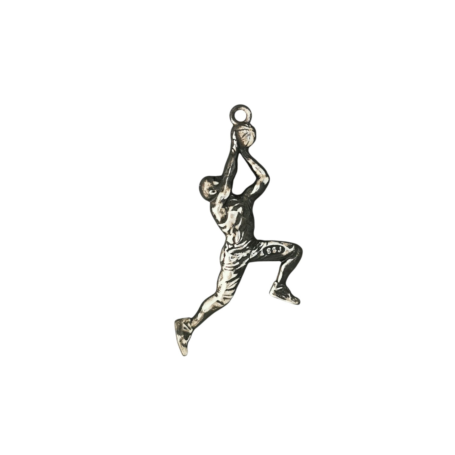 Баскетбол – Мъжки спортен медальон от сребро 925 с винтидж покритие – Ръчно изработено бижу талисман за баскетболисти и фенове – Идеален подарък за спортист, треньор или почитател – SSJ