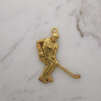 Хокеист – Мъжки спортен медальон от сребро 925 с позлатено покритие – Ръчно изработено спортно бижу – Идеален подарък за мъж, фен на хокея – SSJ