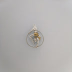 Въздушна акробатика – Женски спортен медальон от сребро 925 с частично позлатено покритие – Ръчно изработено бижу талисман за гимнастички и артистки – Идеален подарък за спортист, треньор или фен – SSJ