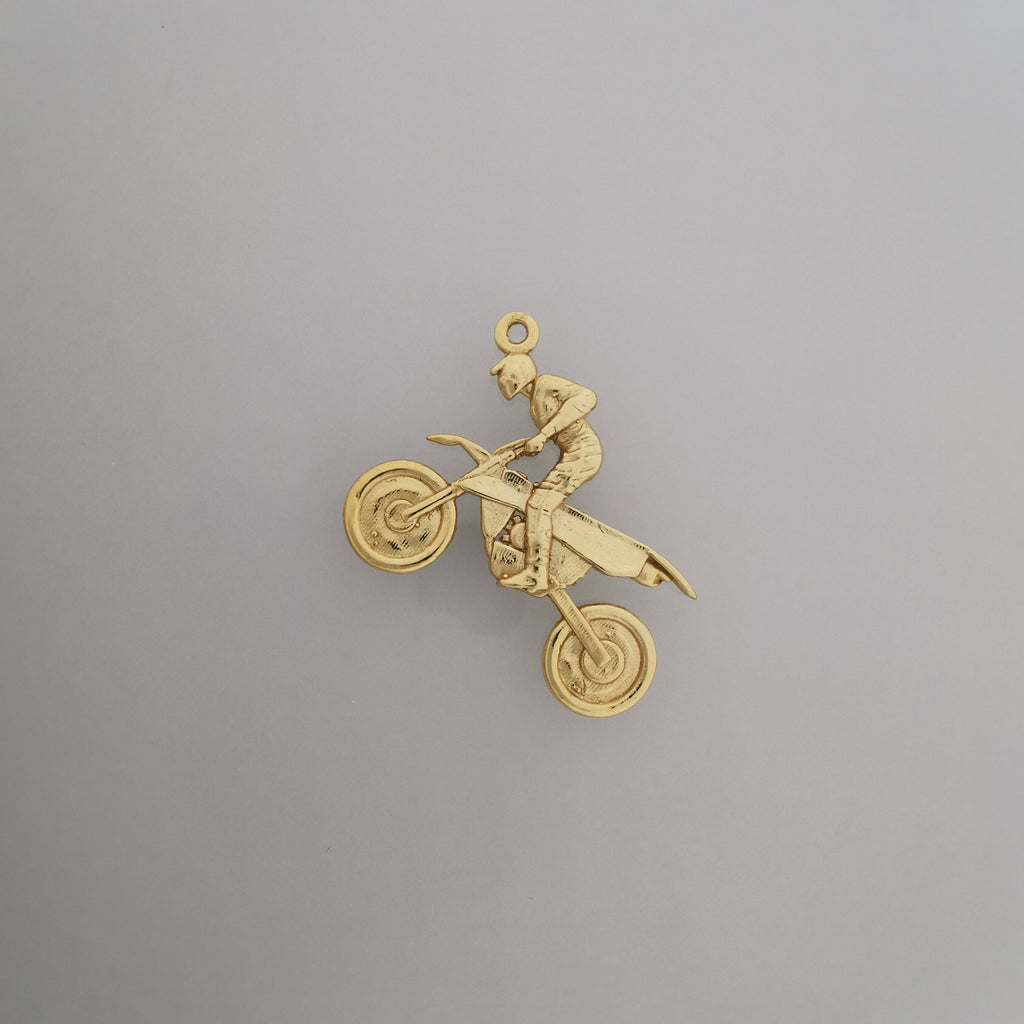 Мотокрос – Мъжки спортен медальон от сребро 925 с позлатено покритие – Ръчно изработено спортно бижу – Идеален подарък за мъж, фен на мотокроса – SSJ