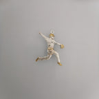 Бейзбол – Мъжки спортен медальон за бейзболист питчър от сребро 925 с частично позлатено покритие – Ръчно изработено бижу талисман – Идеален подарък за спортисти, треньори и фенове – SSJ