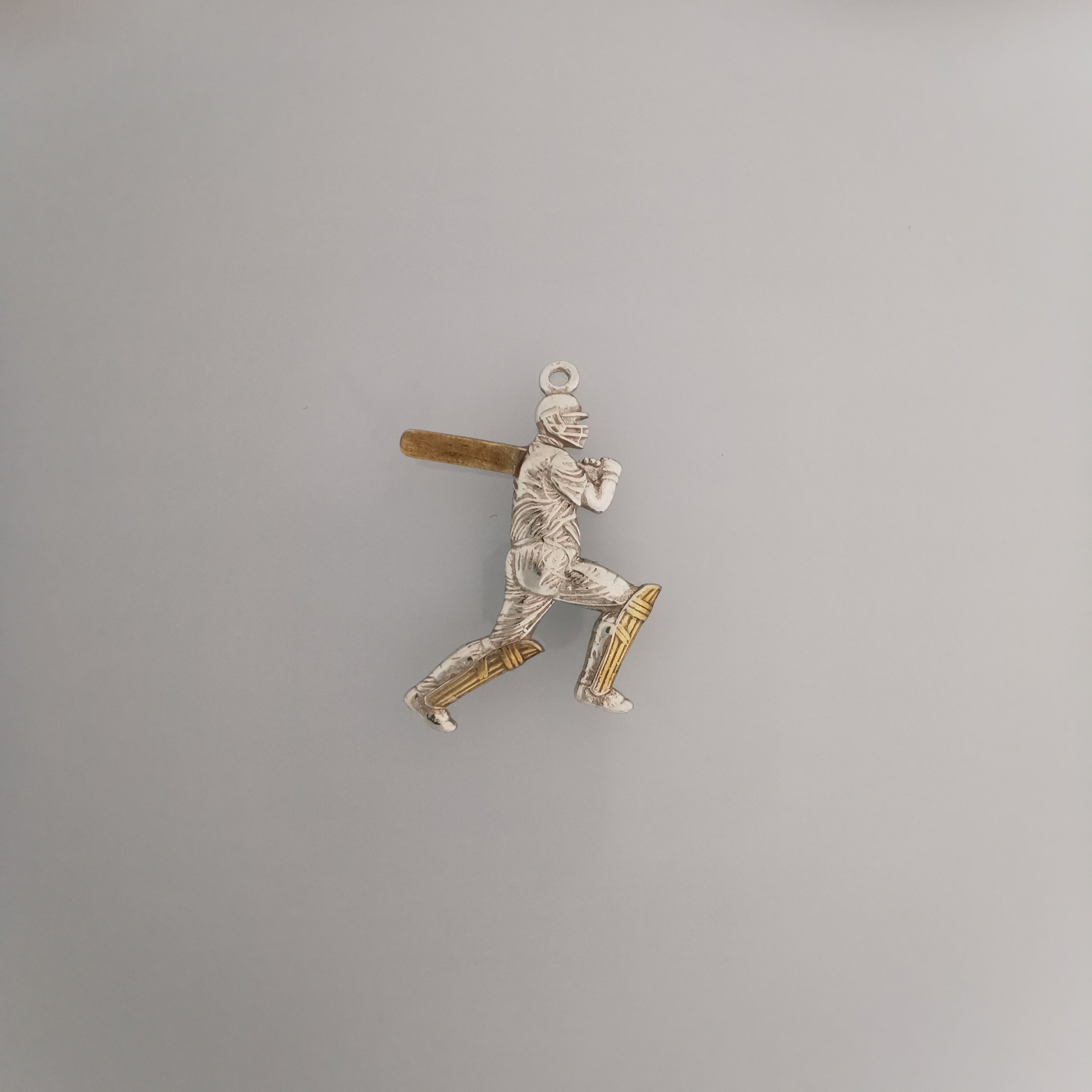 Крикет – Мъжки спортен медальон с винтидж покритие – Сребро 925 – Ръчно изработено спортно бижу – Идеален подарък – SSJ