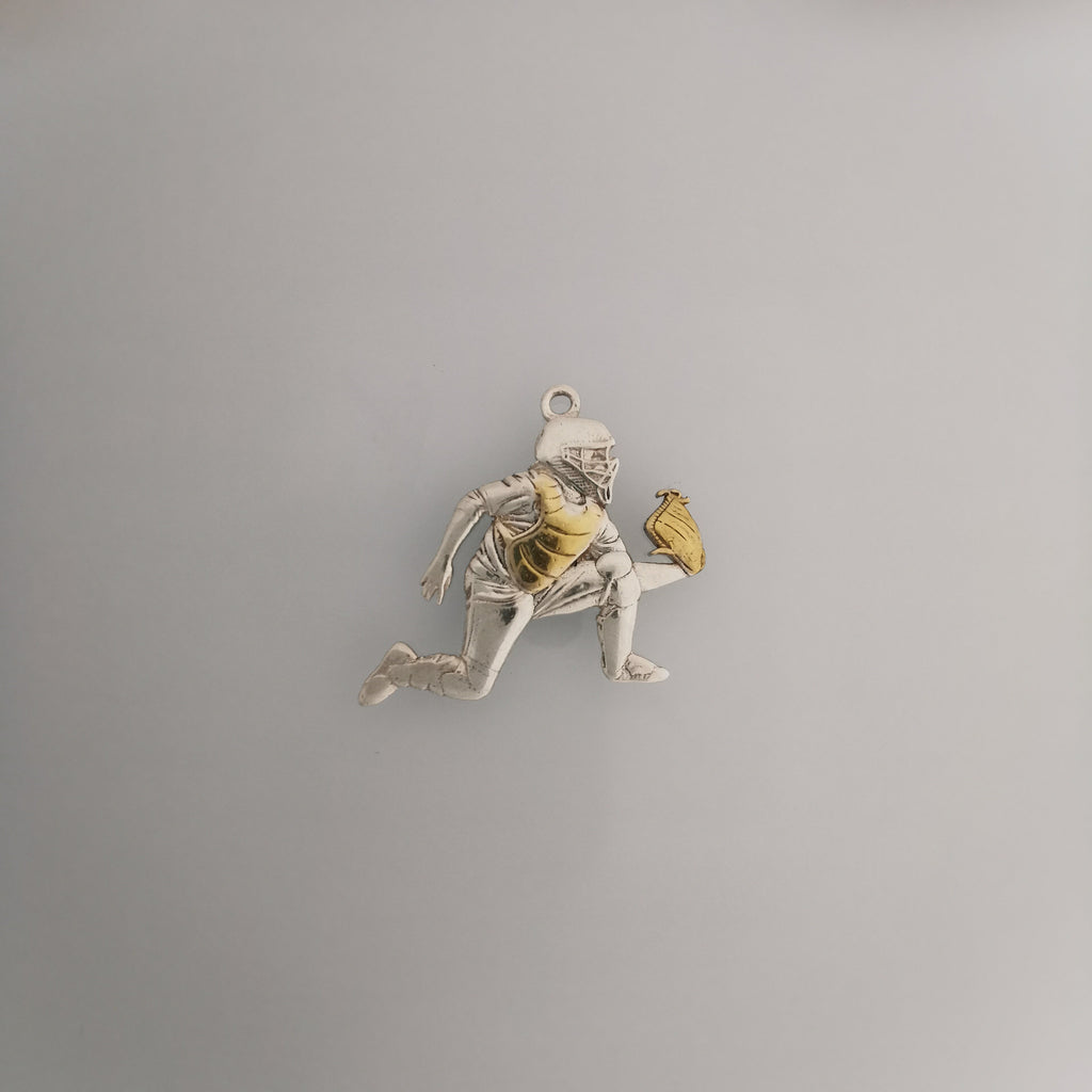 Бейзбол – Мъжки спортен медальон за бейзболист от сребро 925 с частично позлатено покритие – Ръчно изработено бижу талисман – Идеален подарък за спортисти, треньори и фенове – SSJ