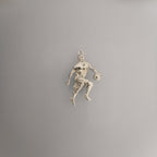 Баскетбол – Мъжки спортен медальон от сребро 925 с класическо полирано покритие – Ръчно изработено бижу талисман за баскетболисти и фенове – Идеален подарък за спортист, треньор или почитател – SSJ