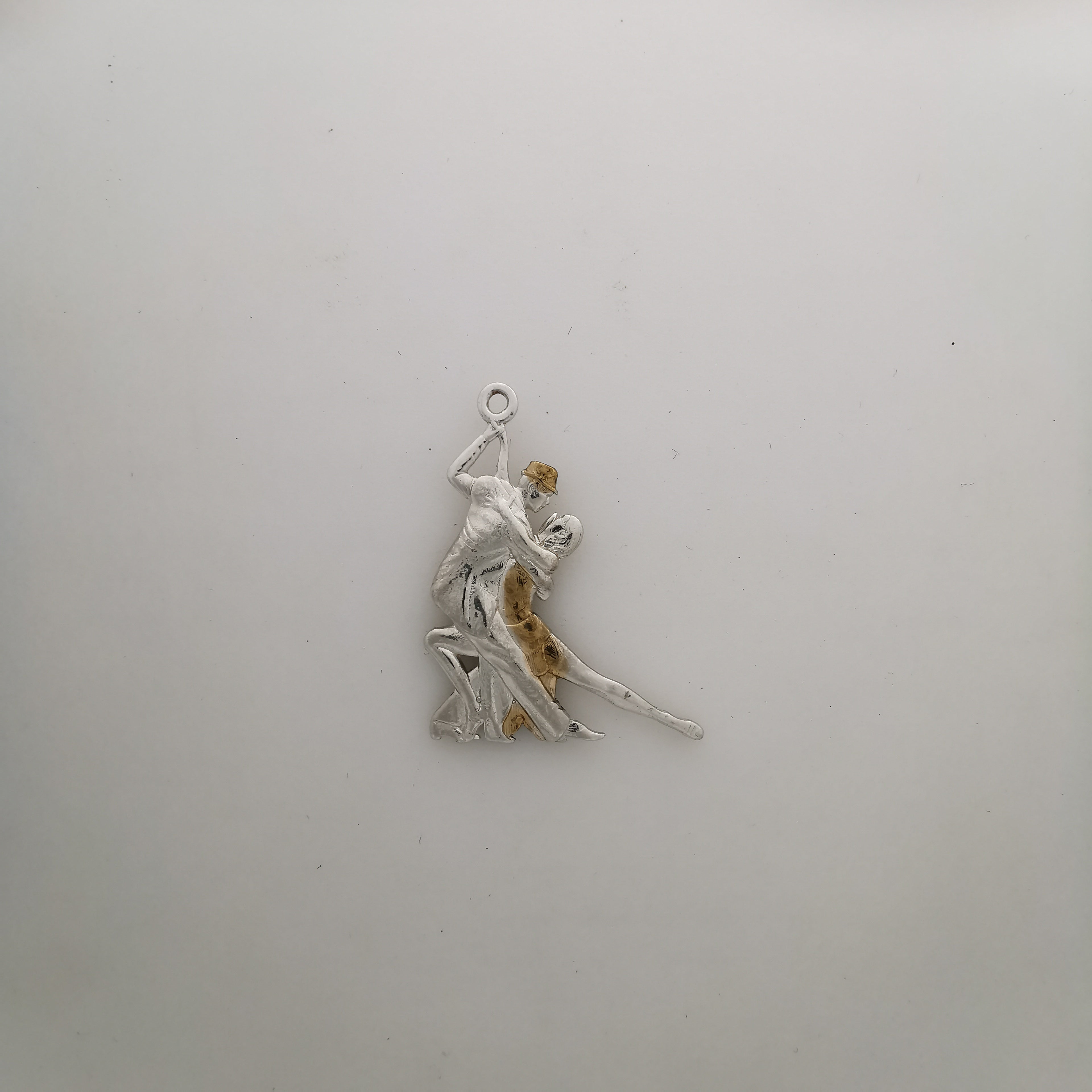 Аржентинско танго – Унисекс спортен медальон от сребро 925 в класическо сребро – Ръчно изработено спортно бижу – Идеален подарък за жена, фенка на спортните танци – SSJ