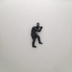 Боксьор – Мъжки спортен медальон за бойци, боксьори и MMA атлети от сребро 925 с оксидирано покритие – Ръчно изработено бижу талисман за бойни изкуства – SSJ