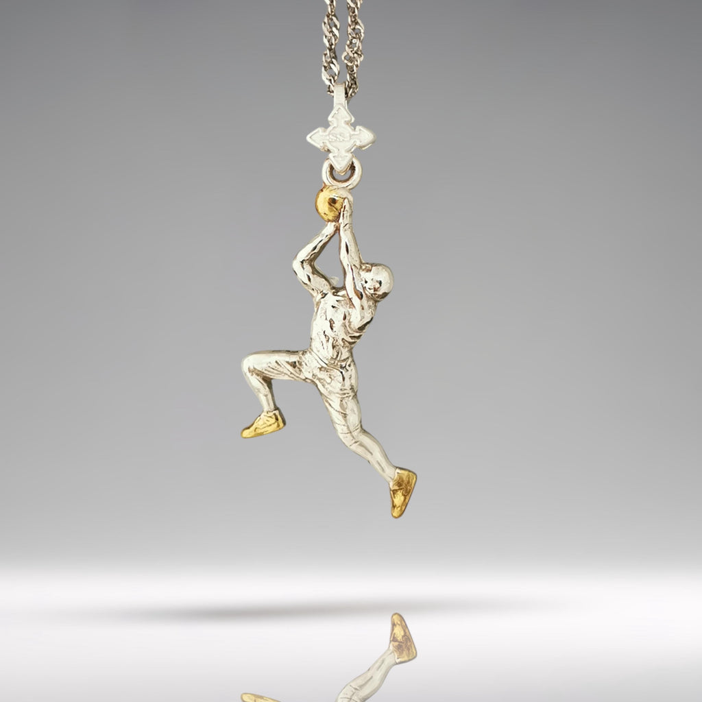 Баскетбол – Мъжки спортен медальон от сребро 925 с частично позлатено покритие – Ръчно изработено бижу талисман за баскетболисти и фенове – Идеален подарък за спортист, треньор или почитател – SSJ