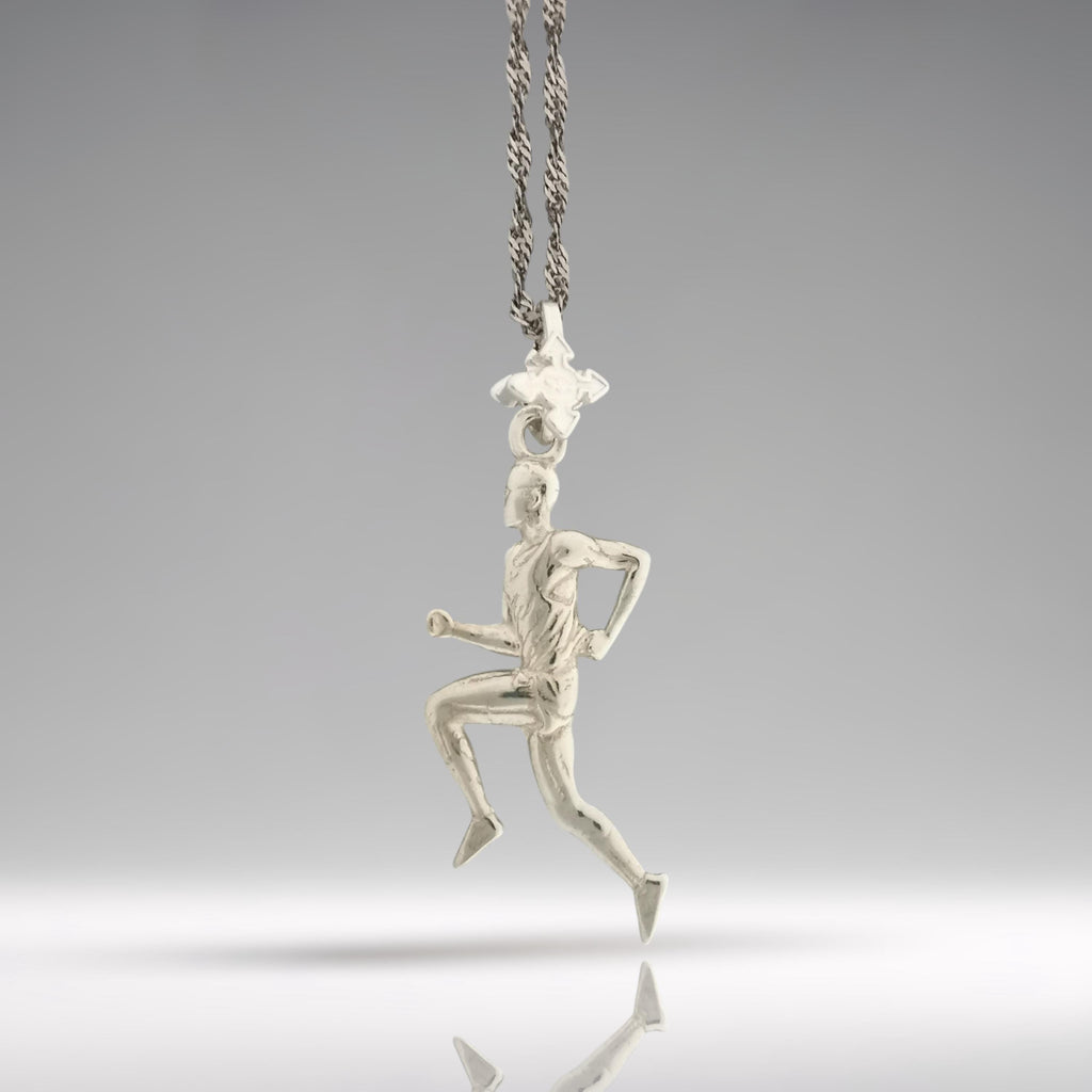 Атлет – Мъжки спортен медальон за бегачи, спринтьори и маратонци от сребро 925 – Ръчно изработено бижу талисман за лекоатлети – SSJ