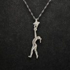 Художествена гимнастика (съчетание с топка) – Дамски спортен медальон от сребро 925 в класическо сребро – Ръчно изработено спортно бижу – Идеален подарък за жена, фенка на художествената гимнастика – SSJ