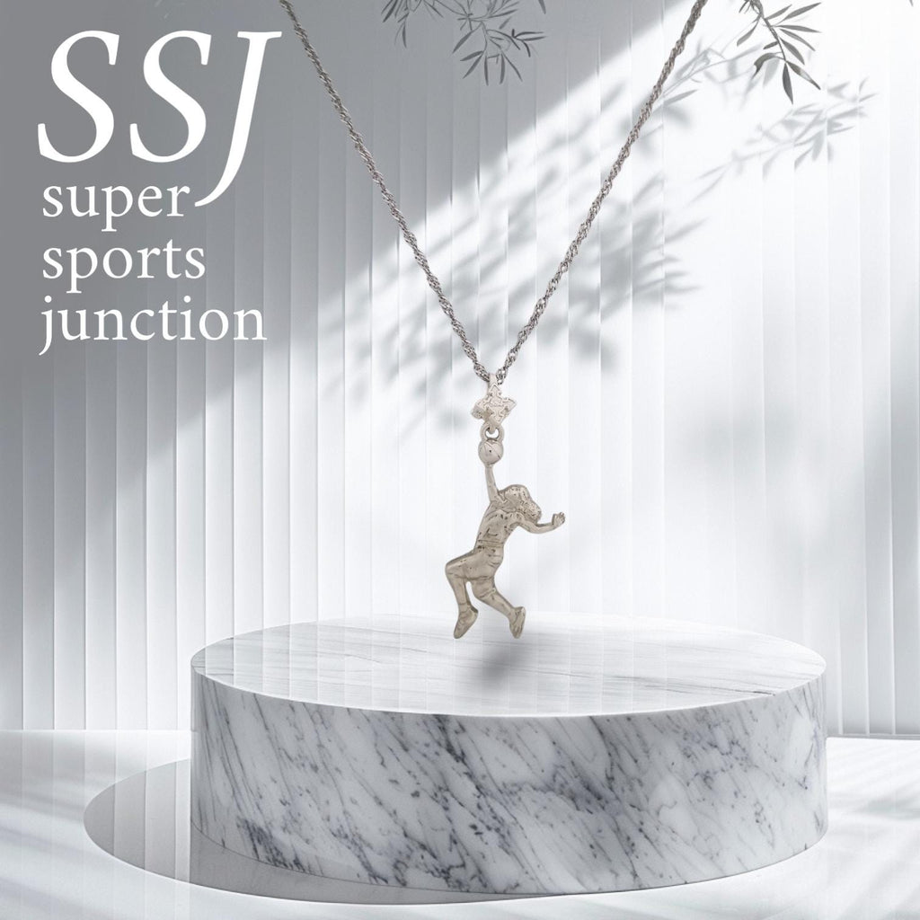 Баскетбол – Женски спортен медальон от сребро 925 с класическо полирано покритие – Ръчно изработено бижу талисман за баскетболистки и фенки на спорта – Идеален подарък за спортист, треньор или почитател – SSJ