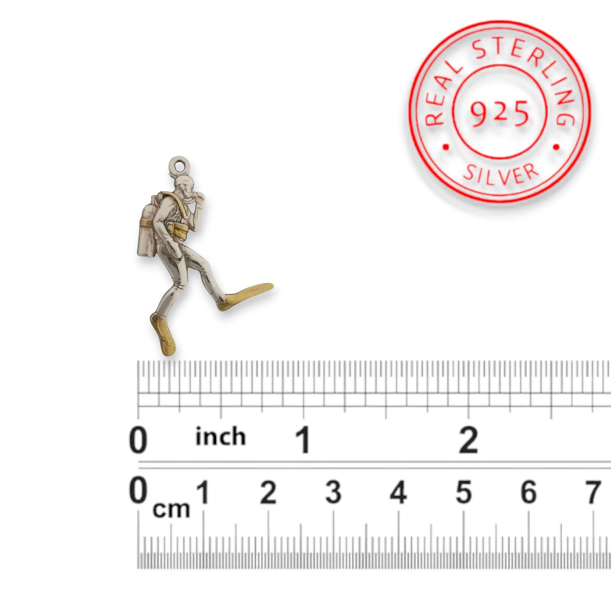 Гмуркач – Мъжки медальон Водолаз от сребро 925 с частично позлатено покритие – Ръчно изработено бижу Дайвинг за мъже с любов към морето – SSJ