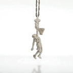 Баскетбол – Мъжки спортен медальон от сребро 925 с класическо полирано покритие – Ръчно изработено бижу талисман за баскетболисти и фенове – Идеален подарък за спортист или треньор – SSJ