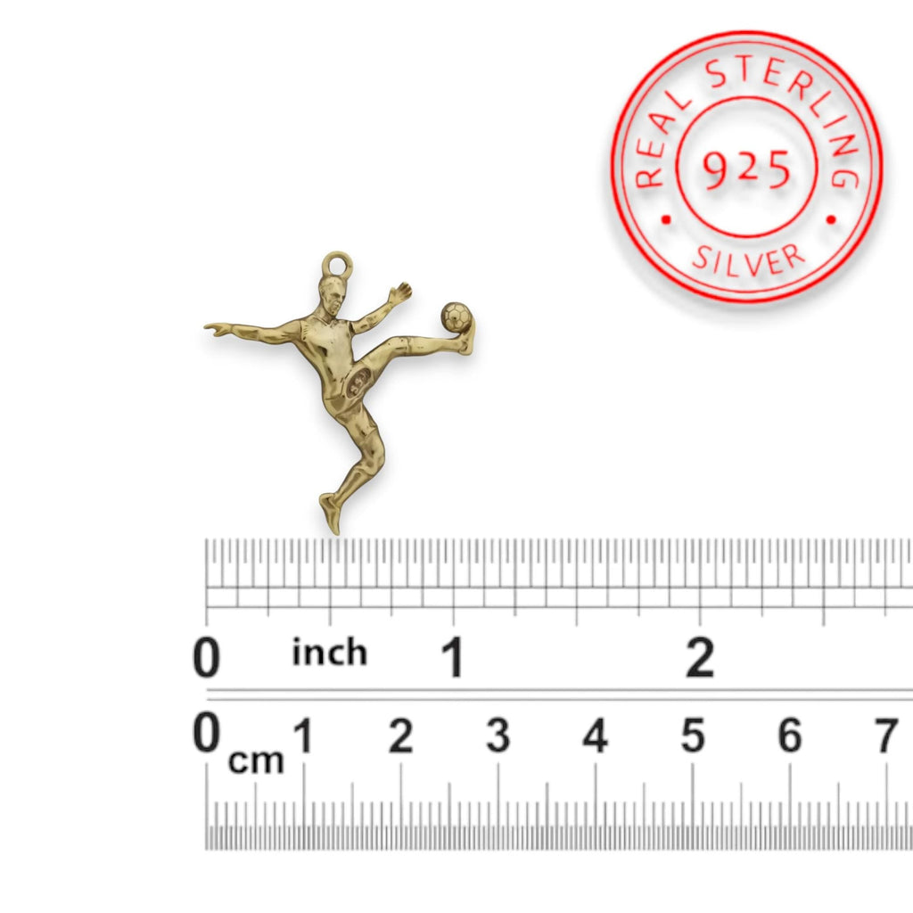 Футболист (воле) – Мъжки спортен медальон от сребро 925 с позлатено покритие – Ръчно изработено спортно бижу – Идеален подарък за мъж, фен на футбола – SSJ