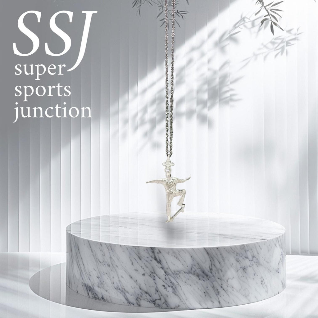 Скейтбордист – Мъжки спортен медальон от сребро 925 в класическо сребро – Ръчно изработено спортно бижу – Идеален подарък за мъж, фен на скейтборда – SSJ