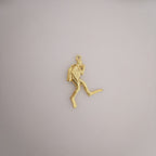 Гмуркач – Мъжки медальон Водолаз от сребро 925 с оксидирано покритие – Ръчно изработено бижу Дайвинг за любители на морето и подводните спортове – SSJ