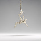 Футболист (задна ножица) – Мъжки спортен медальон от сребро 925 с класическо покритие – Ръчно изработено спортно бижу – Идеален подарък за мъж, фен на футбола – SSJ