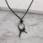 Въздушна акробатика – Женски спортен медальон от сребро 925 с оксидирано покритие – Ръчно изработено бижу талисман за гимнастички и танцьорки – Идеален подарък за спортист, треньор или фен – SSJ