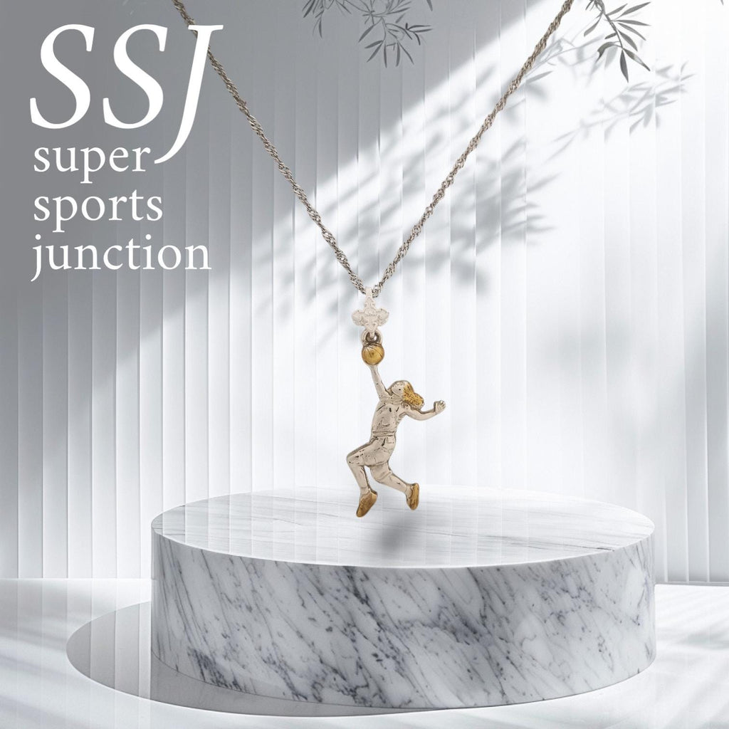 Баскетбол – Женски спортен медальон от сребро 925 с частично позлатено покритие – Ръчно изработено бижу талисман за баскетболистки и фенки на спорта – Идеален подарък за спортист, треньор или почитател – SSJ