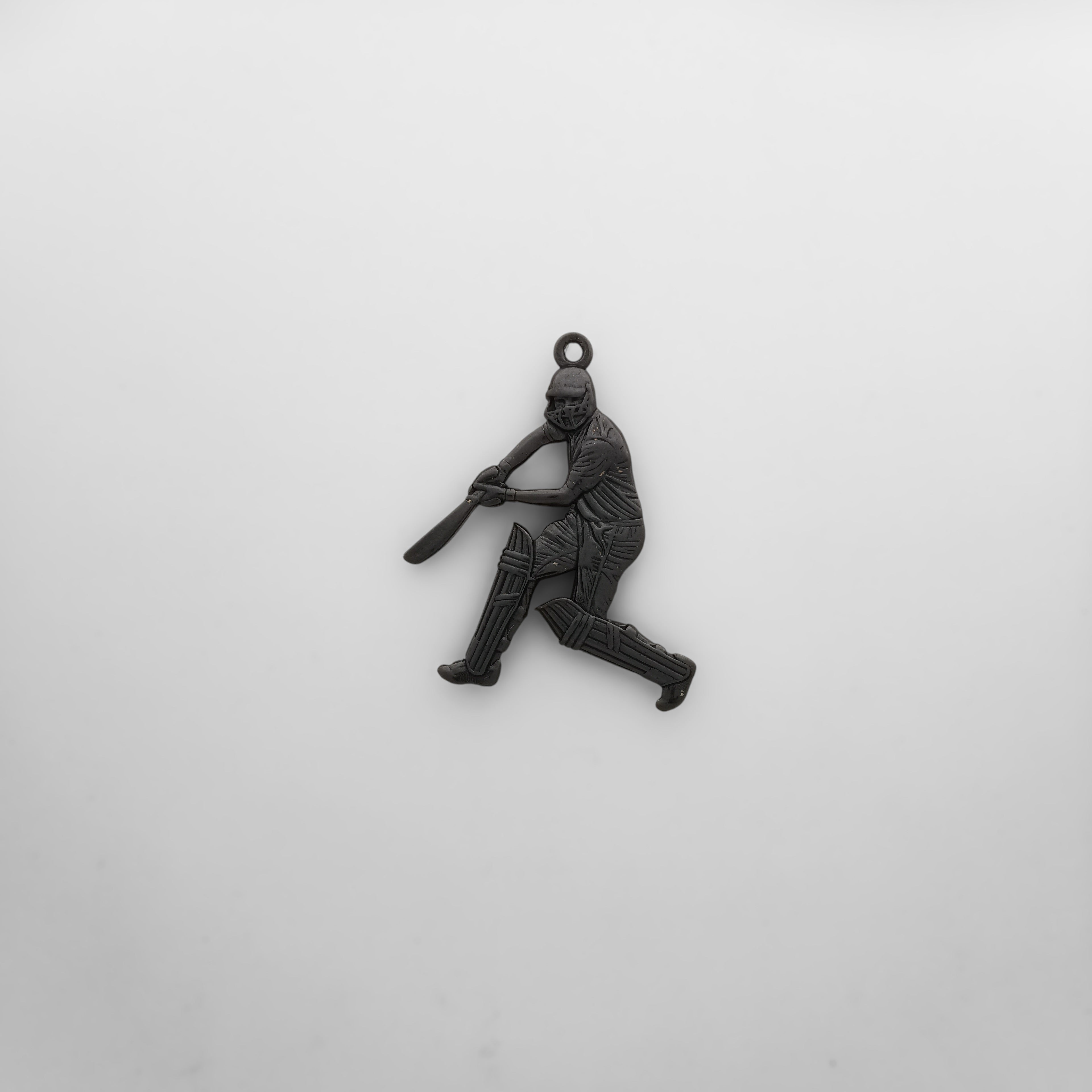 Крикет – Мъжки спортен медальон с частично позлатено покритие – Сребро 925 – Ръчно изработено спортно бижу/талисман – Идеален подарък за спортист – SSJ