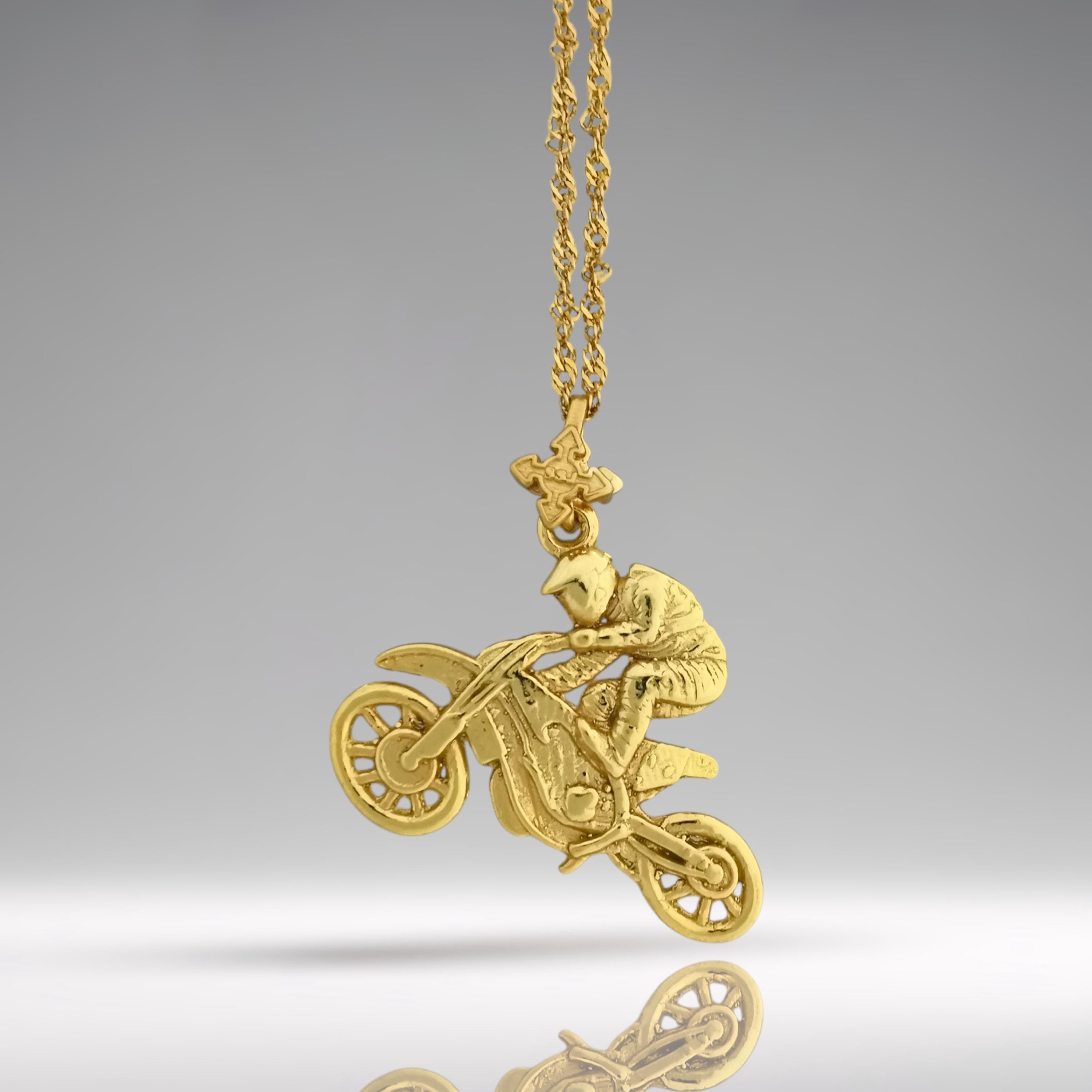 Мотокрос скок – Мъжки спортен медальон от сребро 925 с позлатено покритие – Ръчно изработено спортно бижу – Идеален подарък за мъж, фен на мотокроса – SSJ