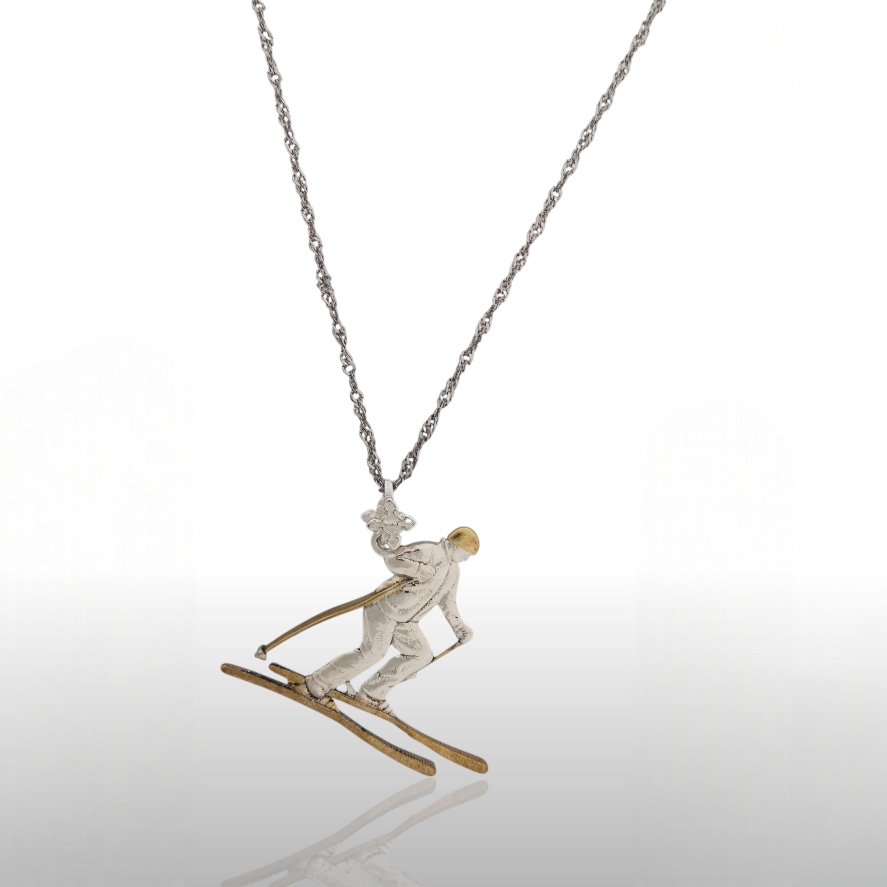 Скиор – Унисекс спортен медальон от сребро 925 с частично позлатено покритие – Ръчно изработено спортно бижу – Идеален подарък за фен на зимните спортове – SSJ