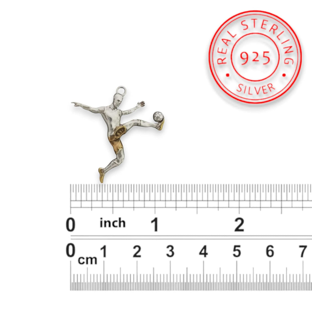 Футболист (воле) – Мъжки спортен медальон от сребро 925 с частично позлатено покритие – Ръчно изработено спортно бижу – Идеален подарък за мъж, фен на футбола – SSJ
