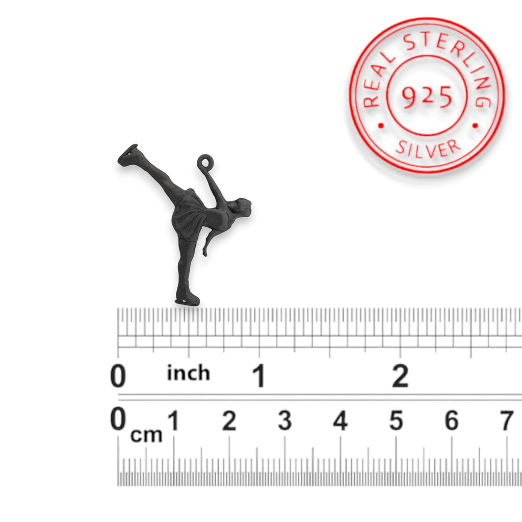 Фигурно пързаляне (спирала) – Дамски спортен медальон от сребро 925 с оксидирано покритие – Ръчно изработено спортно бижу – Идеален подарък за жена, фенка на фигурното пързаляне – SSJ