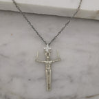 Мъжки спортен медальон от сребро 925 – Талисман за гимнастици и спортисти – Ръчно изработено бижу в класическо полирано покритие – Идеален подарък за спортист, треньор или фен – SSJ