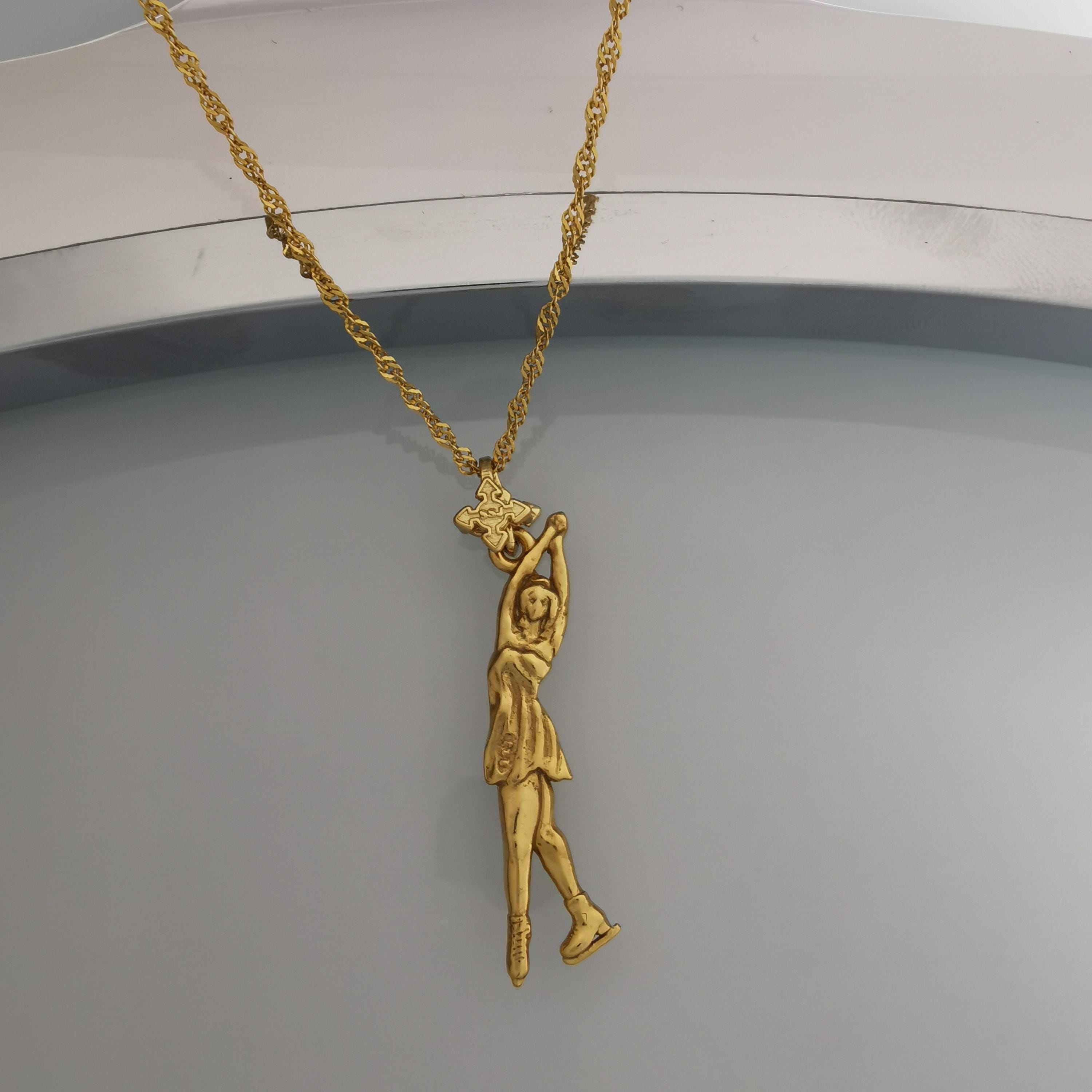 Фигурно пързаляне – Дамски спортен медальон от сребро 925 с позлатено покритие – Ръчно изработено спортно бижу – Идеален подарък за жена, фенка на фигурното пързаляне – SSJ