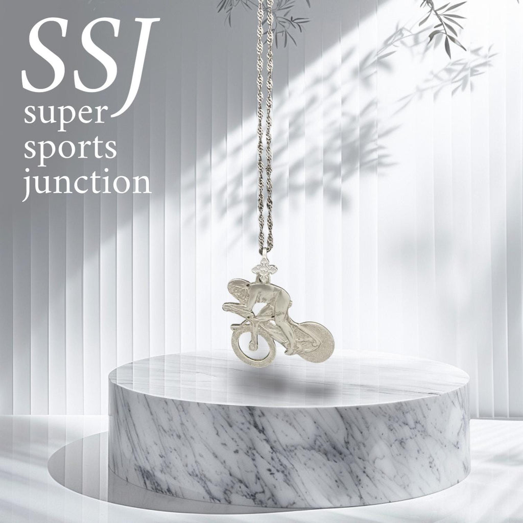Колоездач – Велосипедист – Пистов състезател – Мъжки спортен медальон от сребро 925 – Ръчно изработено бижу за шосейно и пистово колоездене – SSJ
