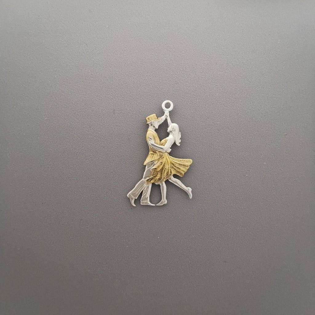 Латино танци – Унисекс спортен медальон от сребро 925 с частично позлатено покритие – Ръчно изработено спортно бижу – Идеален подарък за жена, фенка на спортните танци – SSJ