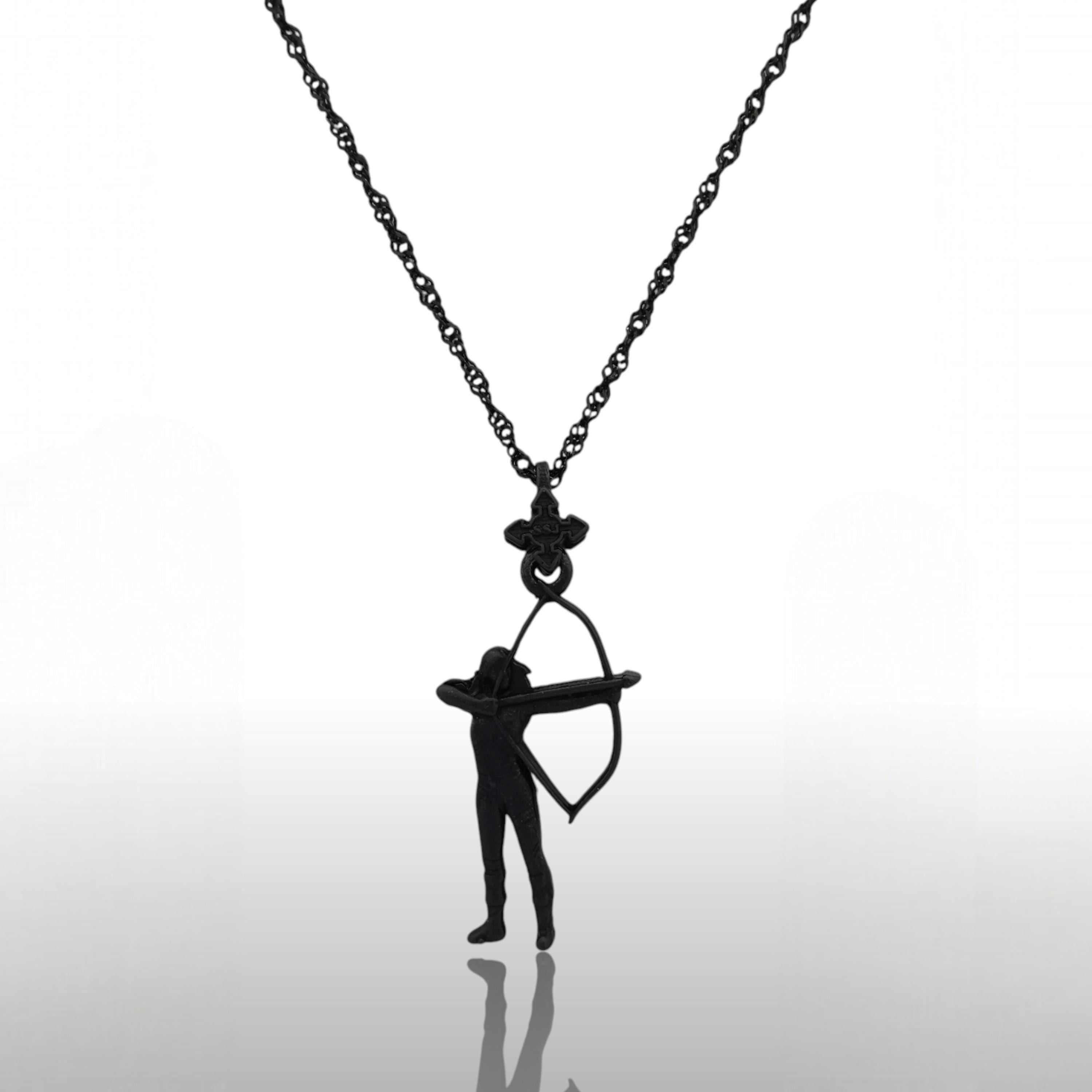 Стрелба с лък – Дамски спортен медальон от сребро 925 с оксидирано покритие – Ръчно изработено спортно бижу – Идеален подарък за жена, фенка на стрелбата с лък – SSJ