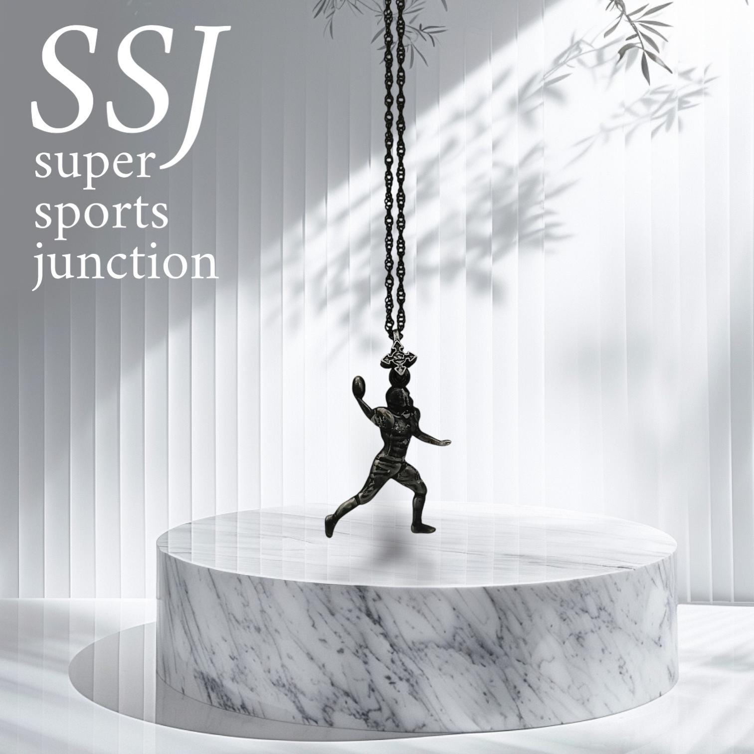 Американски футбол – Мъжки спортен медальон от сребро 925 с винтидж покритие – Ръчно изработено бижу талисман за спортисти и фенове – Идеален подарък за играч, треньор или почитател – SSJ