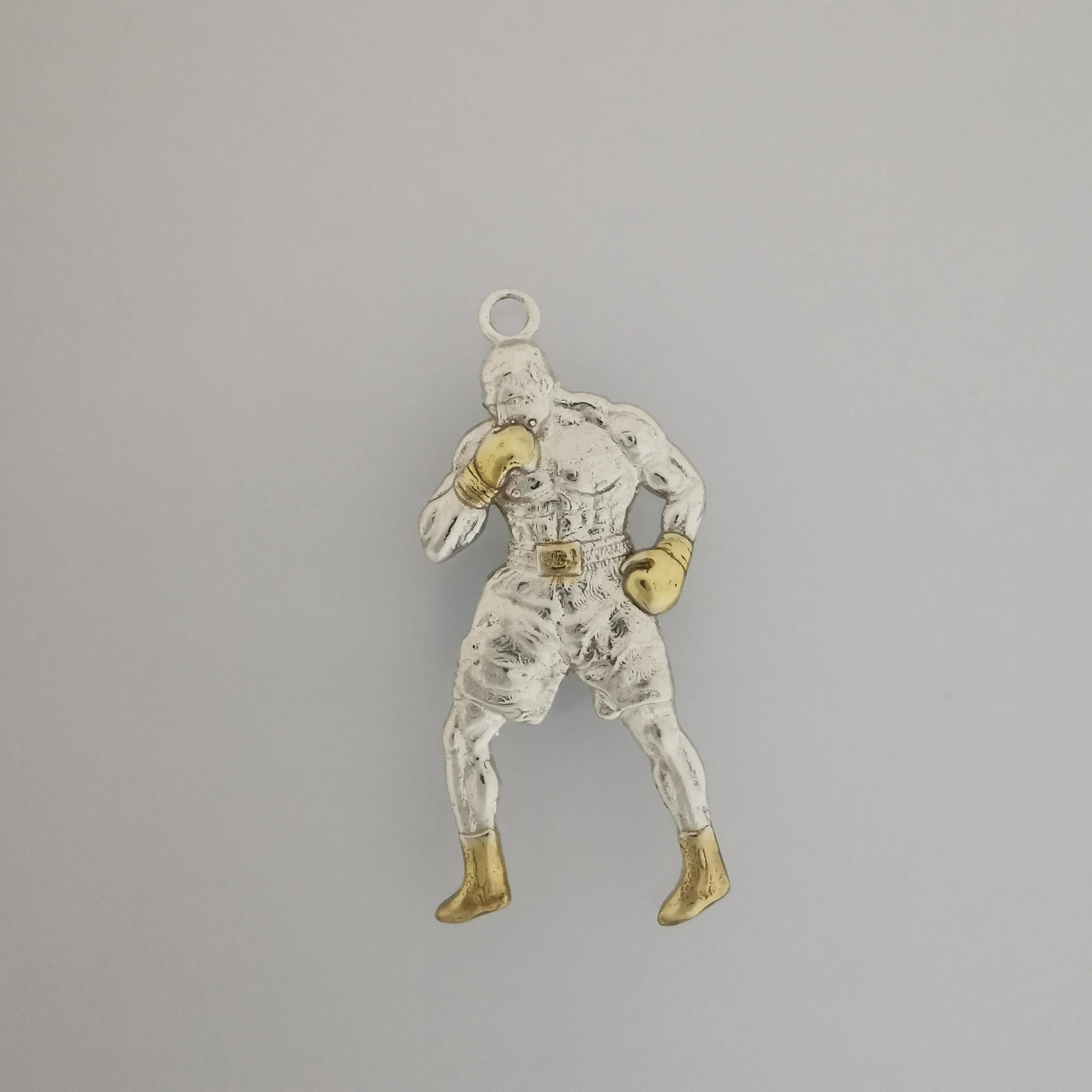 Боксьор – Мъжки спортен медальон за бойци, боксьори и MMA атлети от сребро 925 с частично позлатено покритие – Ръчно изработено бижу талисман за бойни изкуства – SSJ