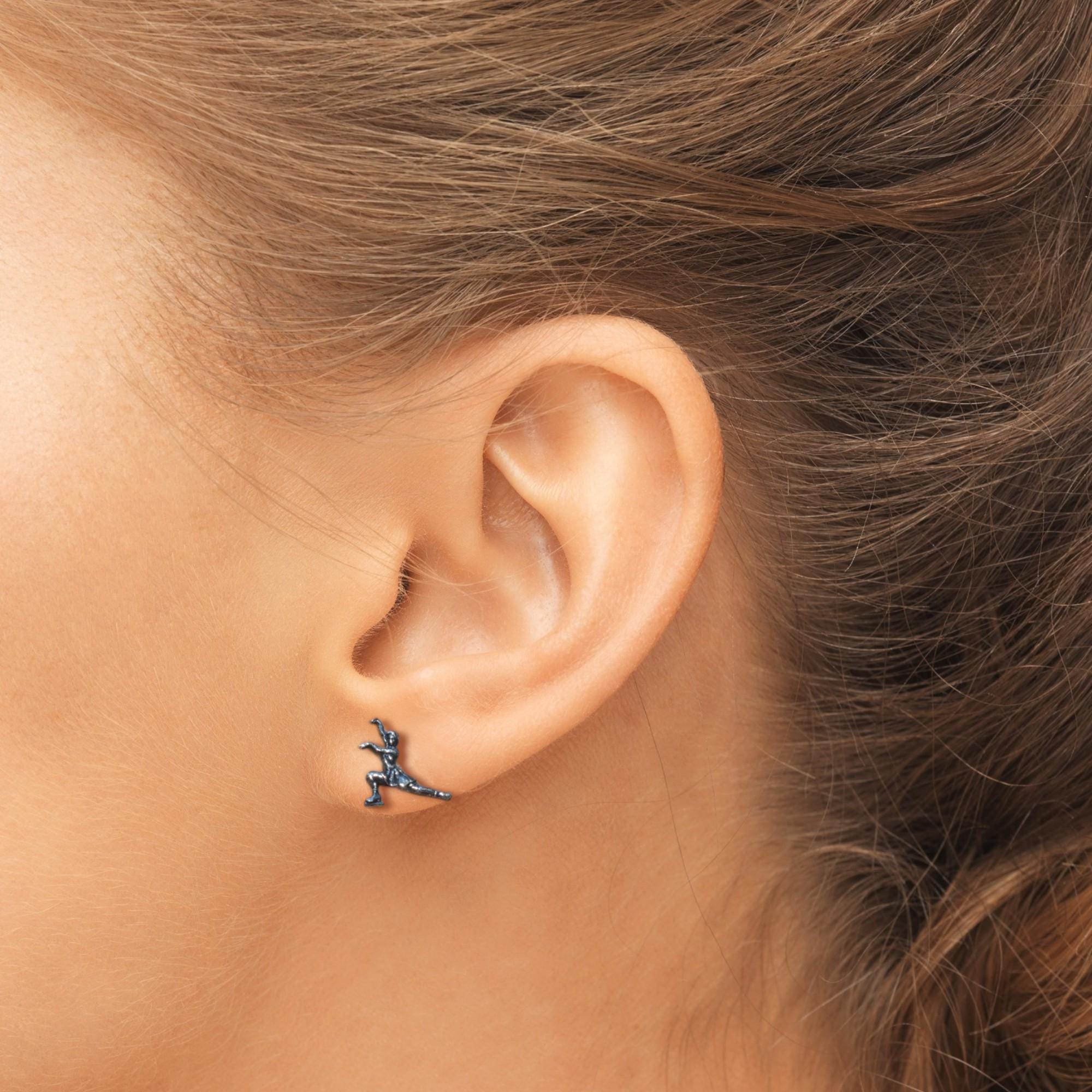 Фигурно пързаляне – Дамски обеци от сребро 925 с винтидж покритие – Ръчно изработени спортни бижута – Идеален подарък за жена, фенка на фигурното пързаляне – SSJ