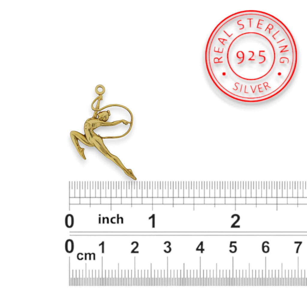 Художествена гимнастика (съчетание с лента) – Дамски спортен медальон от сребро 925 с позлатено покритие – Ръчно изработено спортно бижу – Идеален подарък за жена, фенка на художествената гимнастика – SSJ