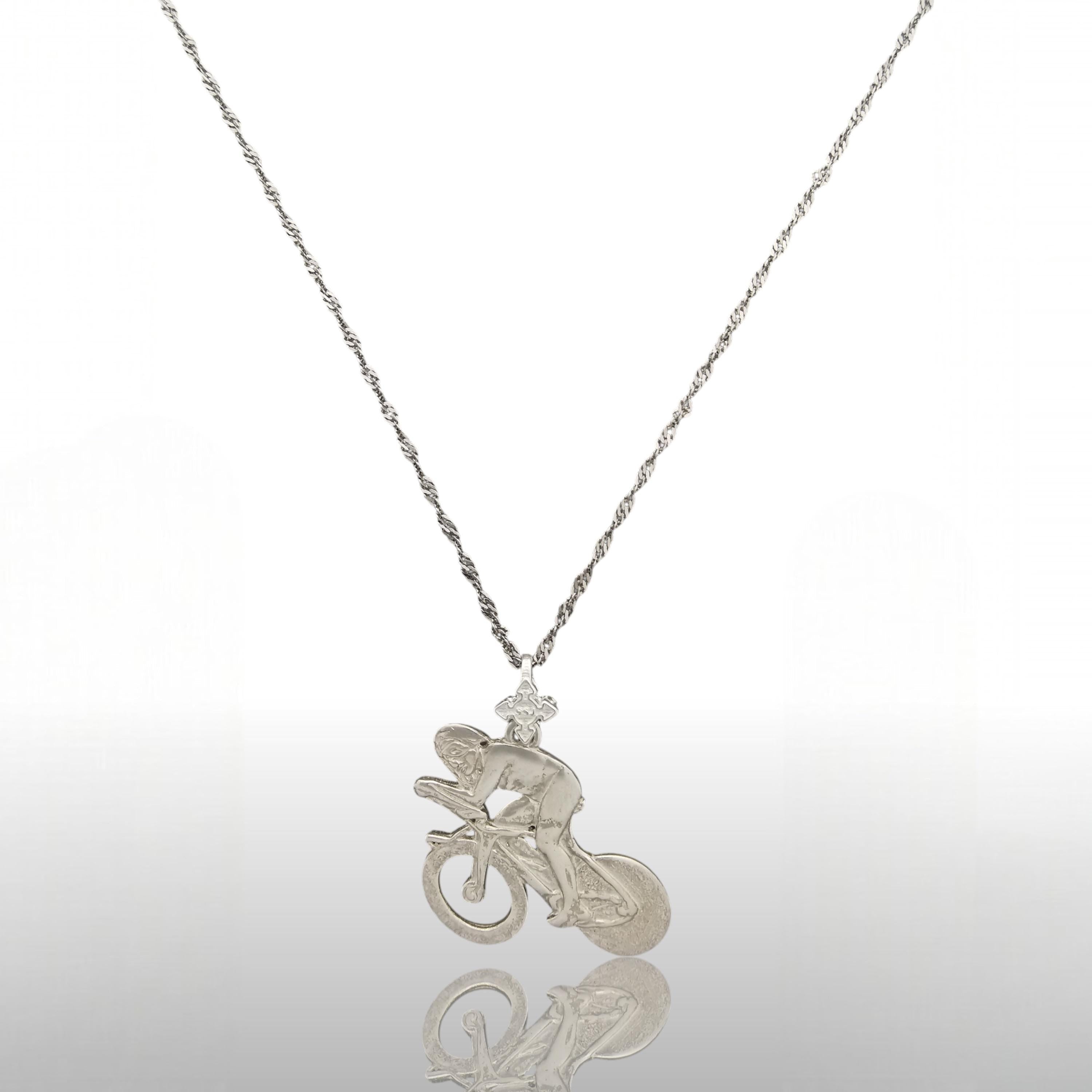 Колоездач – Велосипедист – Пистов състезател – Мъжки спортен медальон от сребро 925 – Ръчно изработено бижу за шосейно и пистово колоездене – SSJ