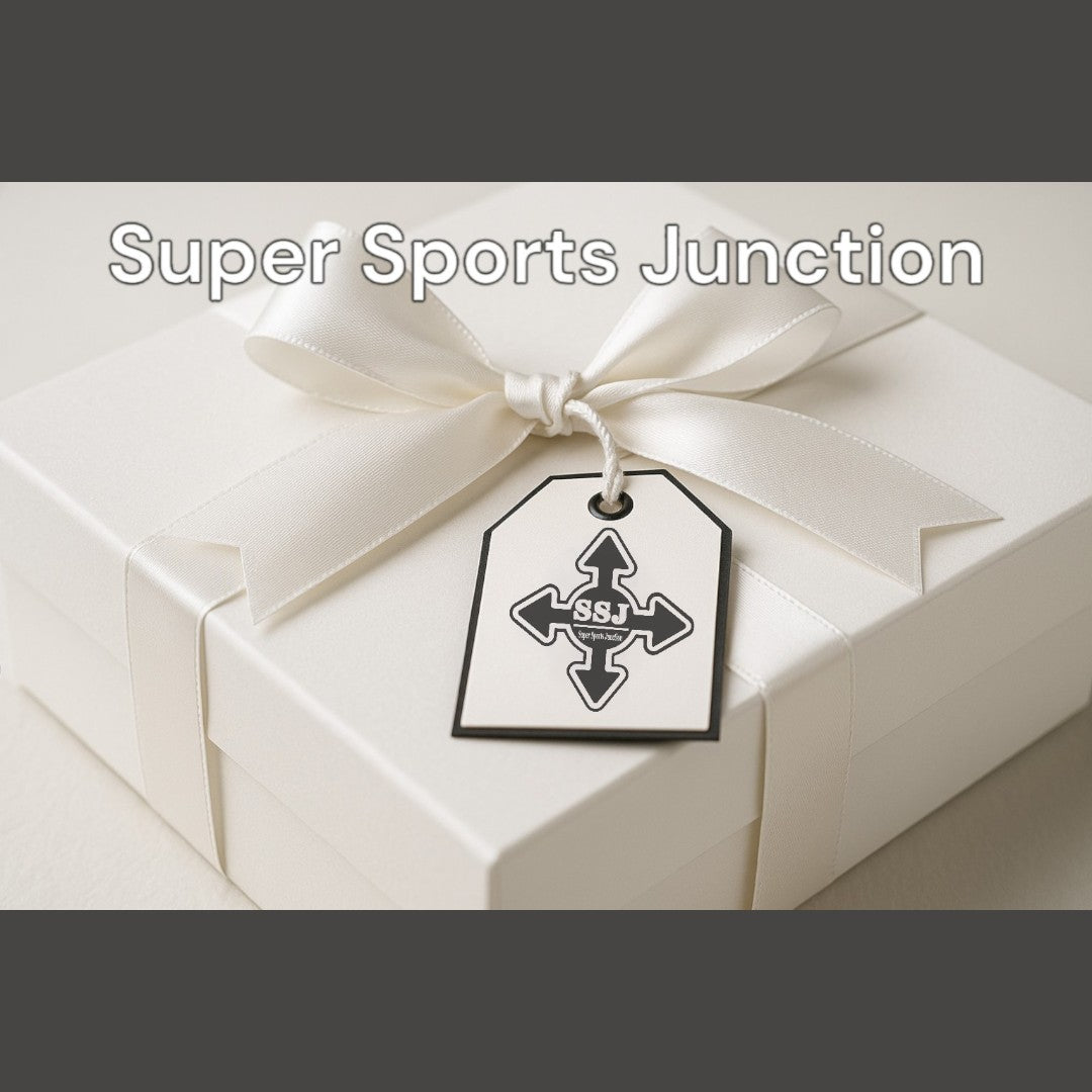 Сребърен медальон 925 хандбал – жена хандбалист с топка с позлатено покритие